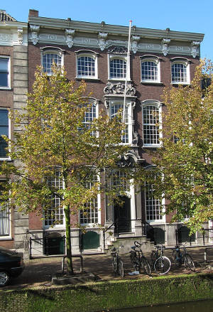 House of Teding van Berckhout on the Oude Delft, Delft