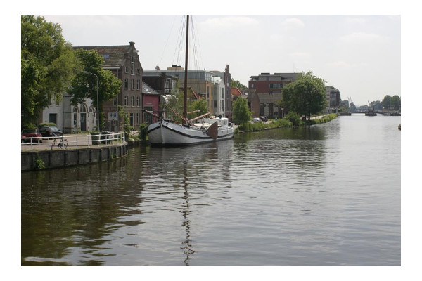 A view of Delf from the Plein Delftzicht