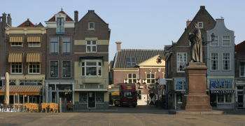  Oude Manhuissteeg today with the reconstructed Guild of St. Luke in the background, wide enought to accomodate a large truck 