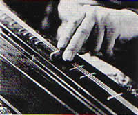 hommel playing